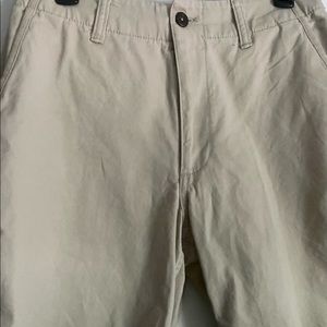 Old Navy Khaki Shorts Size 32